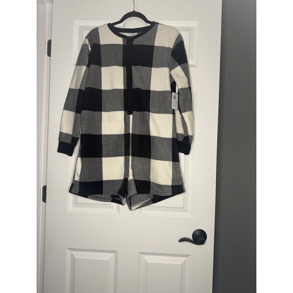 Old Navy Fleece Henley Pajama Romper Medium Black White Plaid Nwt